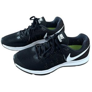 Nike Women’s Zoom Pegasus 33 Black Running Shoes Size 8